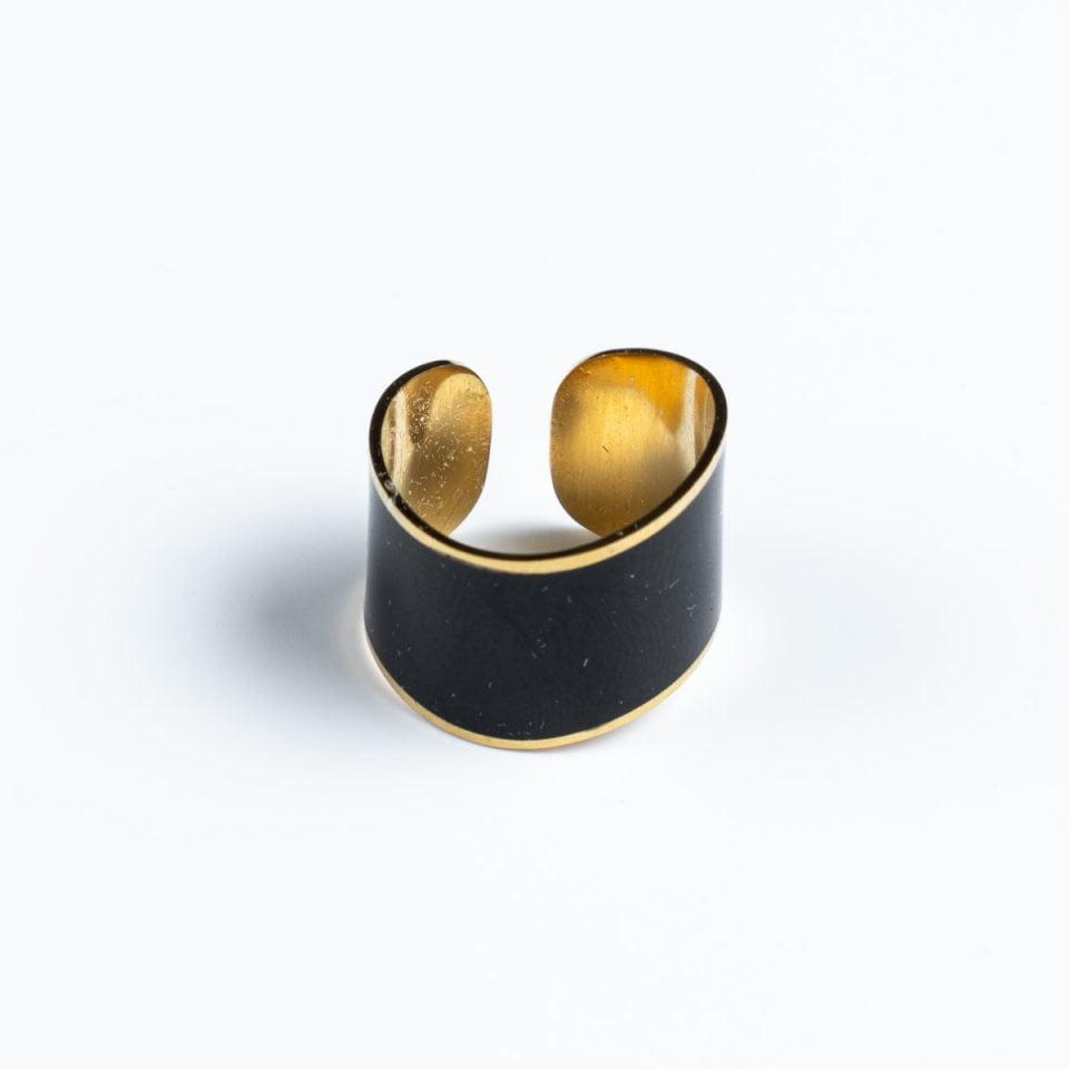 Δαχτυλίδι-ατσάλινο-χρυσό-με-σμάλτο-μαύρο
